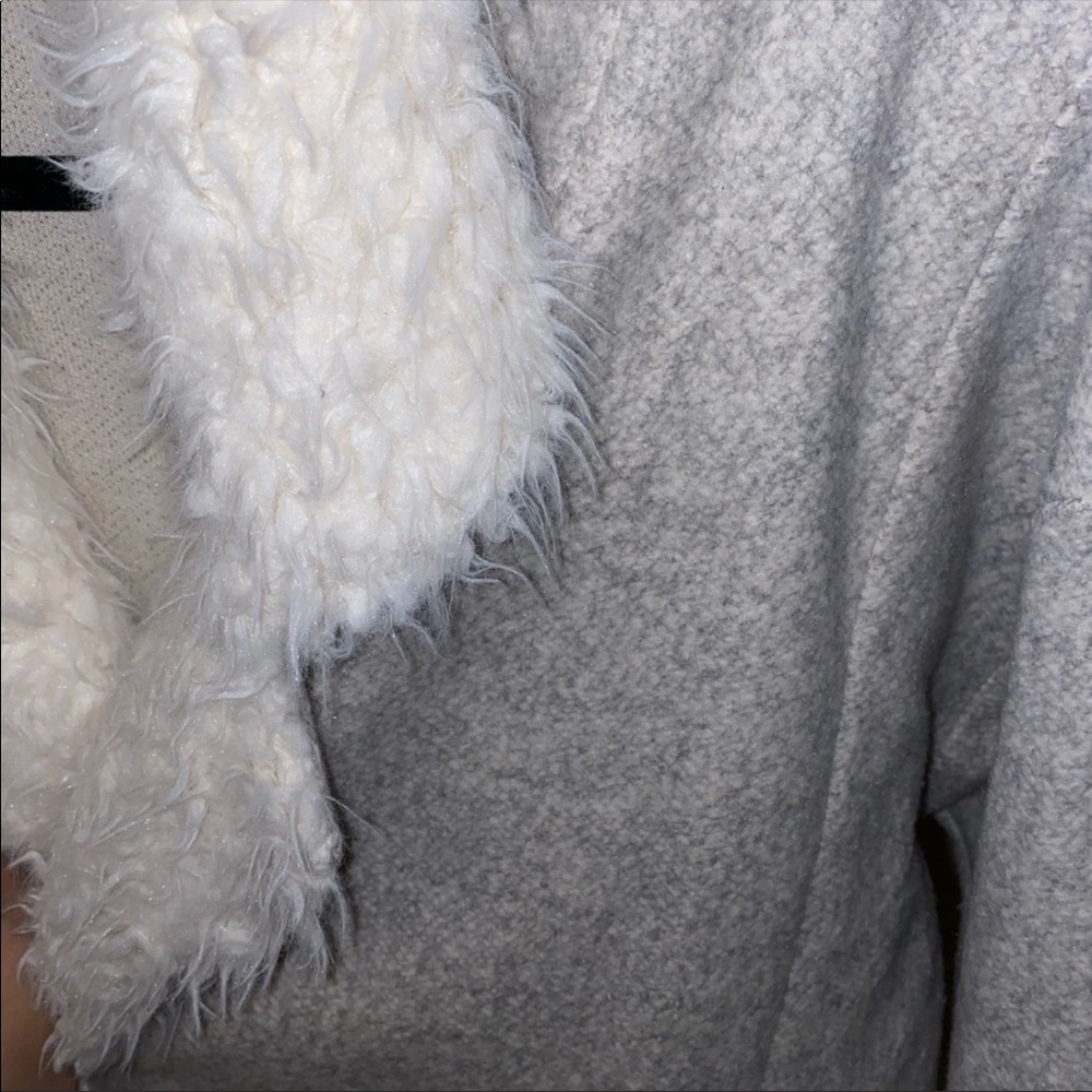 Zara Sweater Jacket - Picture 3 of 3